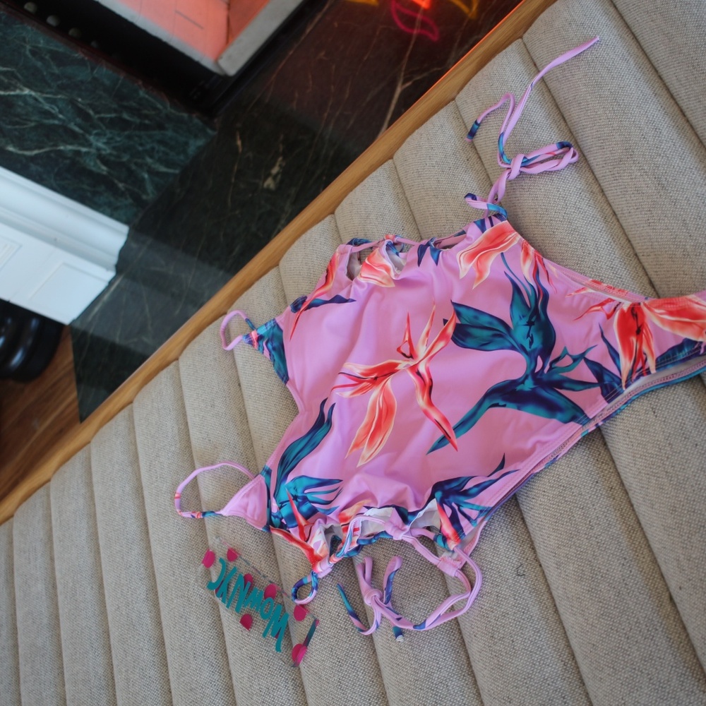 NEW Floral Cutout Tie Lace Up One Piece Swimsuit - Picture 8 of 9